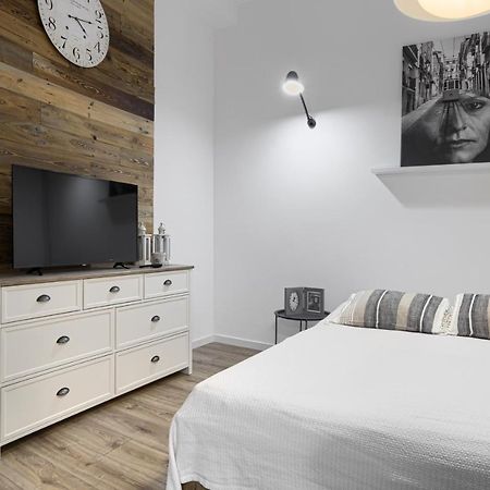 Niron Apartament Dom Z Papieru Lizbona Pila Ngoại thất bức ảnh
